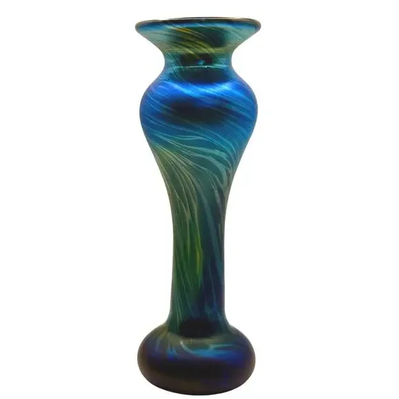 Orient & Flume Howell Vase • Iridescent Art Glass • Signed Studio Piece - Picture 8 of 9